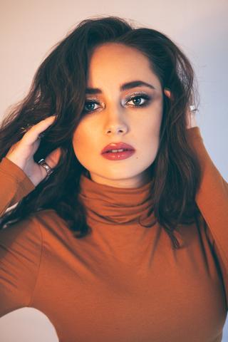 How Dollar Lash Club Changed My Life: Nadia Hoecklin